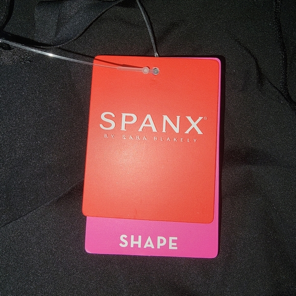 Spanx Invisible Shaping Open-Bust Mid-Thigh Bodysuit - Picture 6 of 14